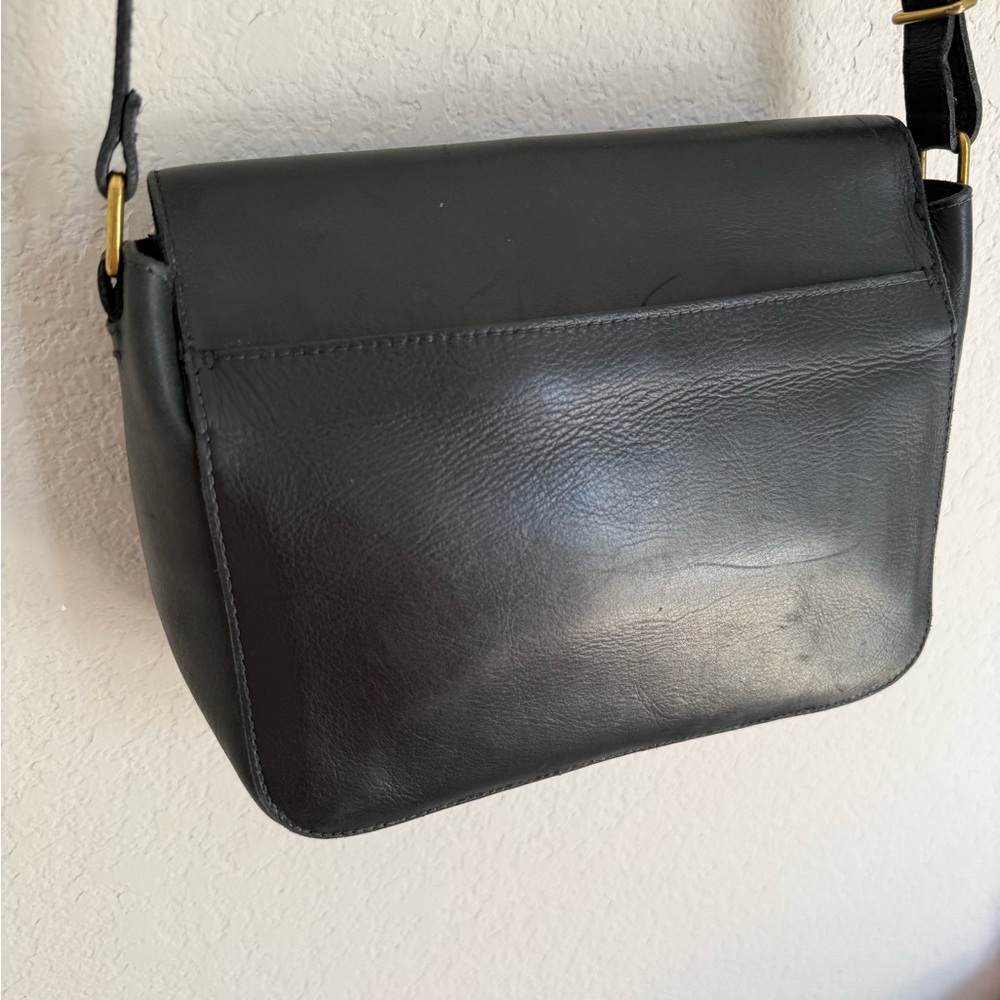 Madewell Black Leather Crossbody Bag Gold Hardware - Picture 2 of 11